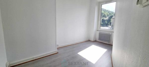 MAISON DE VILLAGE AVEC VUE PANORAMIQUE, SOULASSE