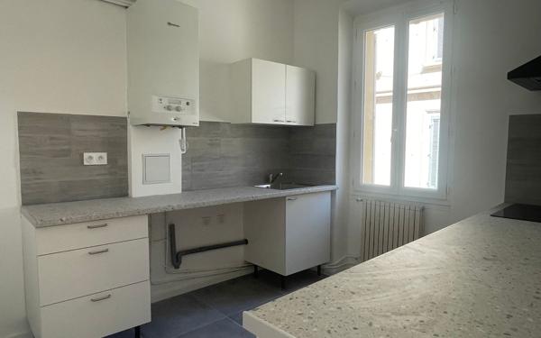 Appartement à vendre    3 pièces • 58,50 m2 La Seyne-sur-Mer