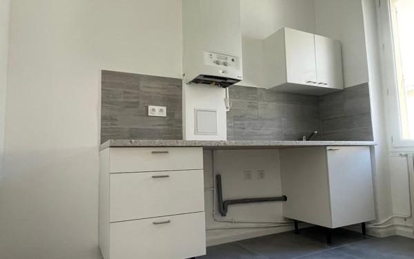 Appartement à vendre    3 pièces • 58,50 m2 La Seyne-sur-Mer