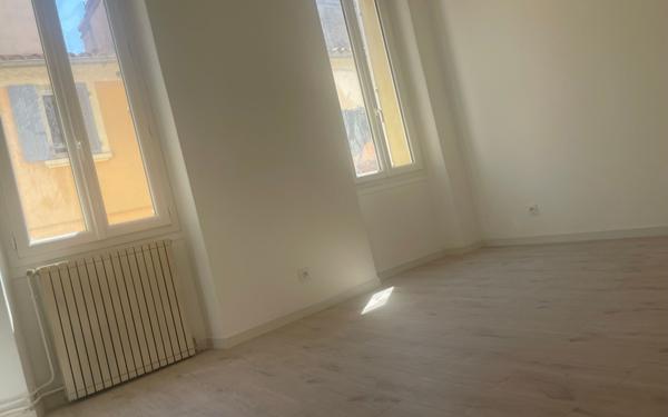 Appartement à vendre    3 pièces • 58,50 m2 La Seyne-sur-Mer