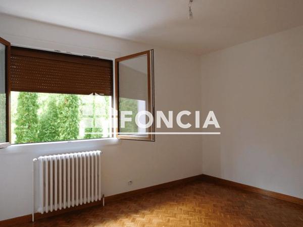 Location Appartement 4 pièces 98.45 m² - 12 RUE SANTOS DUMONT Gap 05000