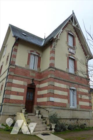 Demeure de caractère - BOURBON L'ARCHAMBAULT 03160