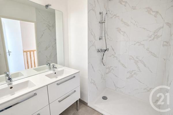 Maison à vendre  3 pièces - 67 m 2   MERIGNAC  - 33