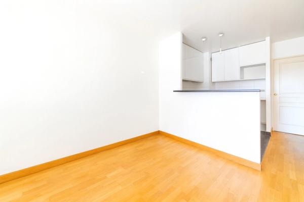 Appartement à vendre 2 pièces POISSY (78)