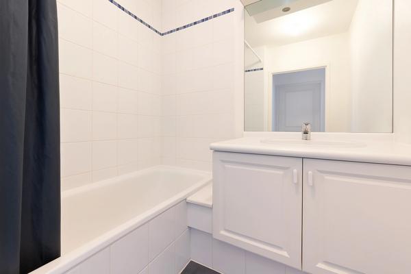 Appartement à vendre 2 pièces POISSY (78)