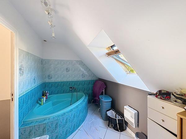 A VENDRE - MAISON CONTEMPORAINE A GUIDEL