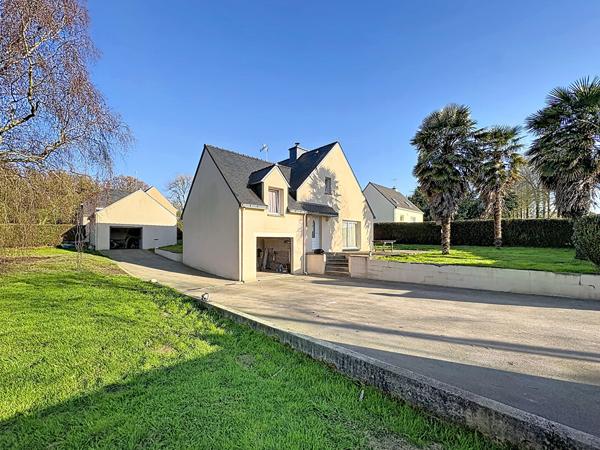 A VENDRE - MAISON CONTEMPORAINE A GUIDEL