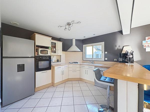 A VENDRE - MAISON CONTEMPORAINE A GUIDEL