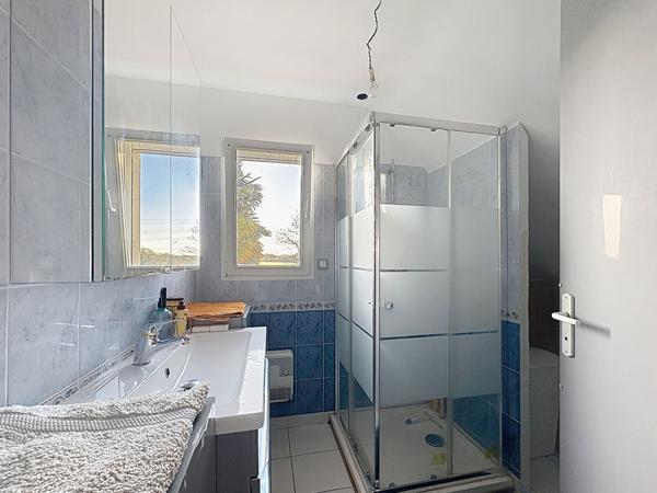 A VENDRE - MAISON CONTEMPORAINE A GUIDEL