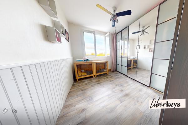 Maison familiale 7 pièces 118m² - Lumineuse avec véranda et sous-sol total à Bernes-sur-Oise