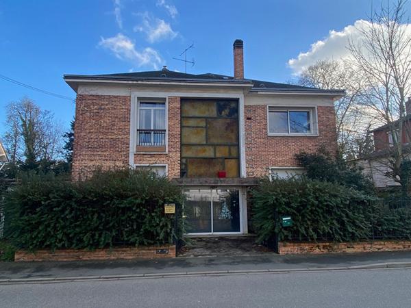 Maison Olivet 8 pièce(s) 225 m2