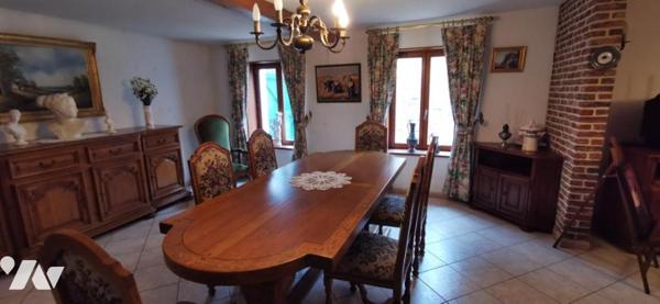 DAINVILLE -  Ensemble Immobilier à restaurer comprenant un Ancien Corps de ferme SH env. 107 m²