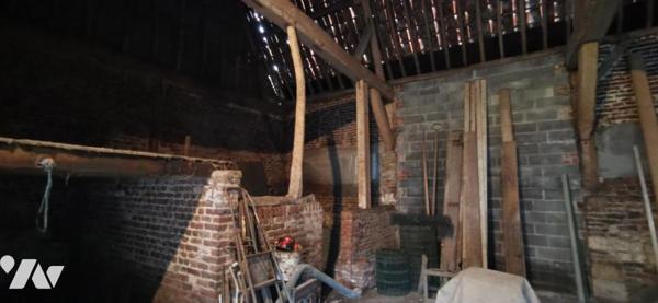 DAINVILLE -  Ensemble Immobilier à restaurer comprenant un Ancien Corps de ferme SH env. 107 m²