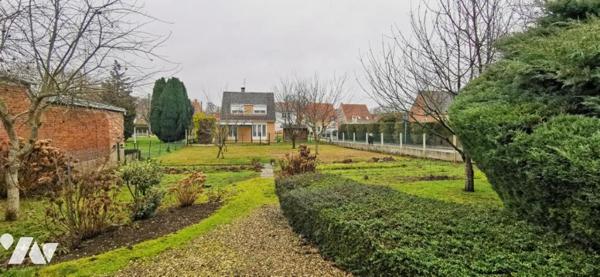 DAINVILLE -  Ensemble Immobilier à restaurer comprenant un Ancien Corps de ferme SH env. 107 m²