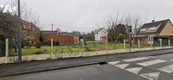 DAINVILLE -  Ensemble Immobilier à restaurer comprenant un Ancien Corps de ferme SH env. 107 m²