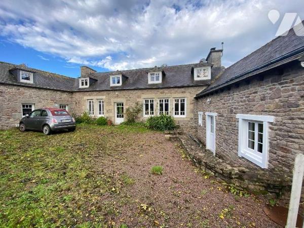 Maison à Vendre à Plouézec (22470) en Côtes-d'Armor (22)

Cette maison spacieuse de 165,85 m²...