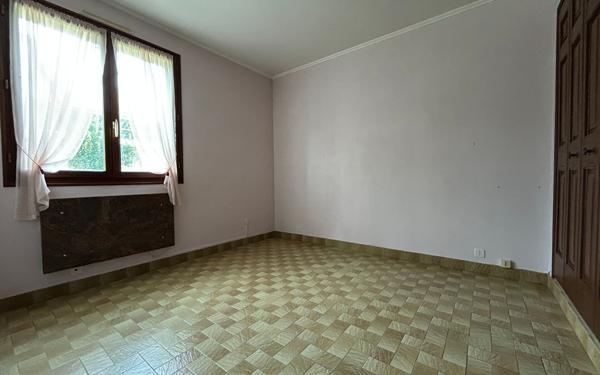 Maison à vendre    4 pièces • 127,77 m2 Jaux