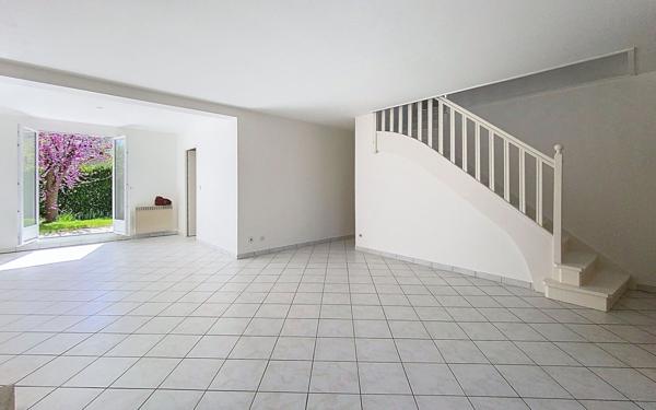 Maison à vendre    7 pièces • 170,85 m2 Guyancourt