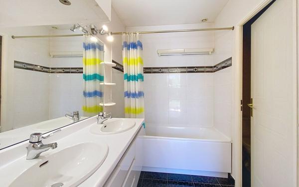 Maison à vendre    7 pièces • 170,85 m2 Guyancourt
