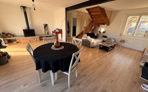 Maison à vendre    4 pièces •  Noé