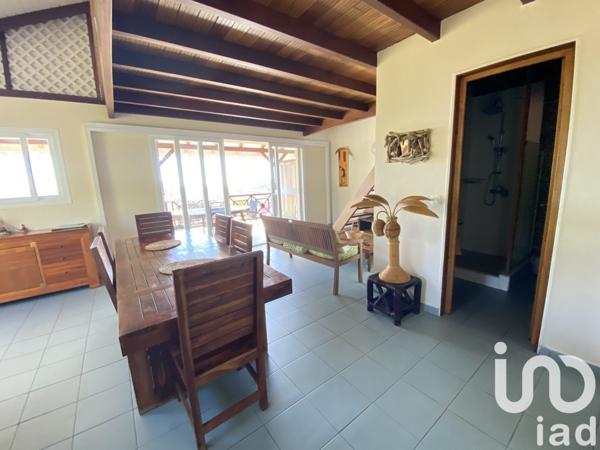 Gîte 11 pièces de 231 m² à Terre-de-Bas (97136)