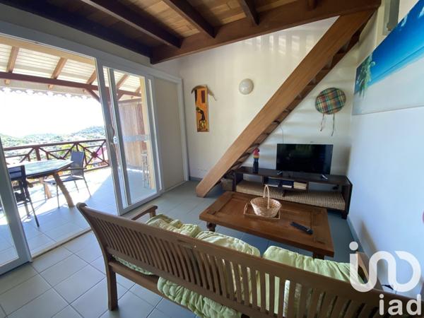 Gîte 11 pièces de 231 m² à Terre-de-Bas (97136)