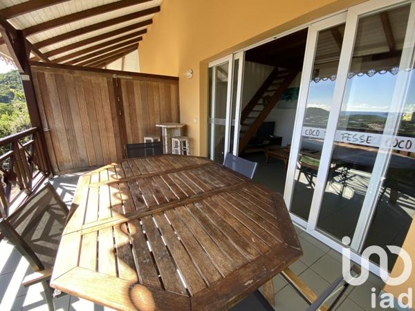 Gîte 11 pièces de 231 m² à Terre-de-Bas (97136)