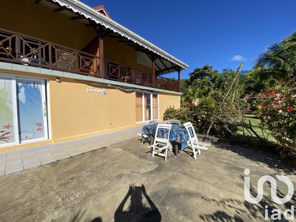 Gîte 11 pièces de 231 m² à Terre-de-Bas (97136)