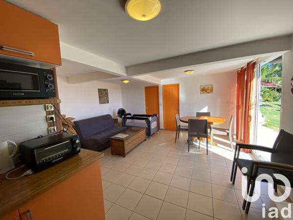 Gîte 11 pièces de 231 m² à Terre-de-Bas (97136)