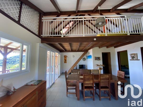 Gîte 11 pièces de 231 m² à Terre-de-Bas (97136)