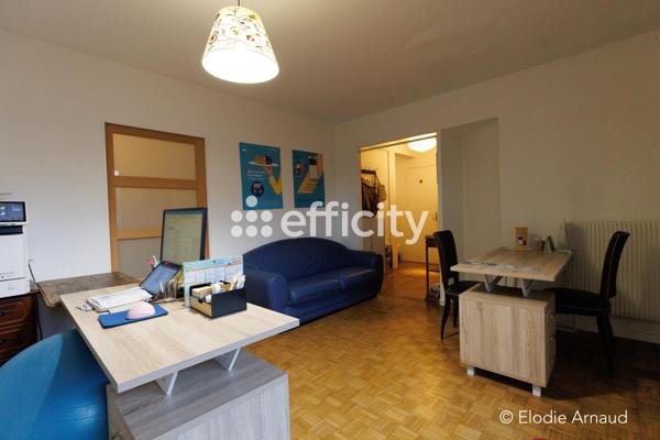 Maison 6 pièces - 210 m² Exclusivité efficity