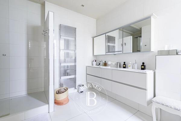 Paris 7ème, Appartement 3 Chambres -  155 m² à vendre