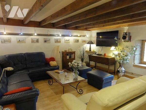 COSNES-ET-ROMAIN - MAISON F8 240 M²