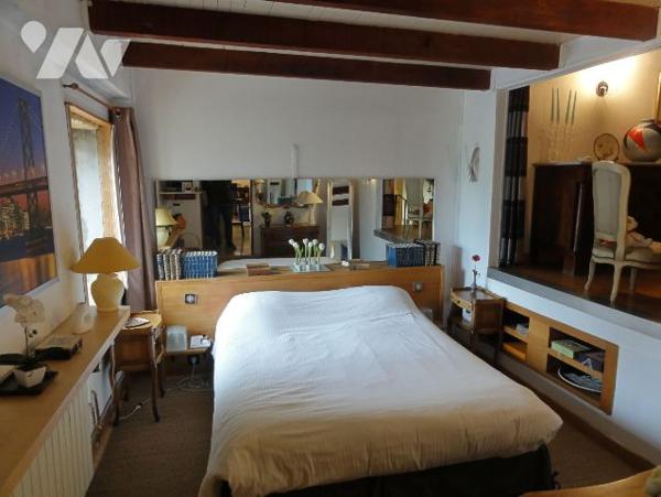 COSNES-ET-ROMAIN - MAISON F8 240 M²