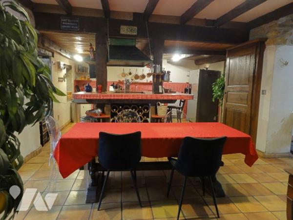 COSNES-ET-ROMAIN - MAISON F8 240 M²