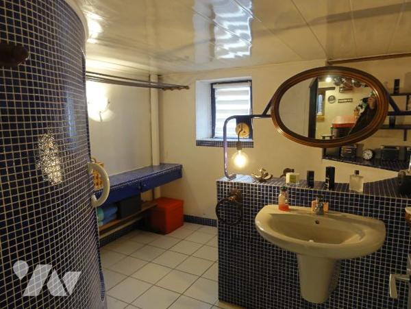 COSNES-ET-ROMAIN - MAISON F8 240 M²