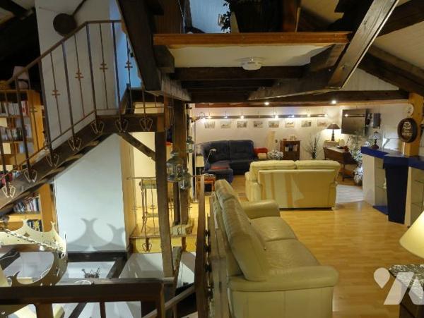 COSNES-ET-ROMAIN - MAISON F8 240 M²