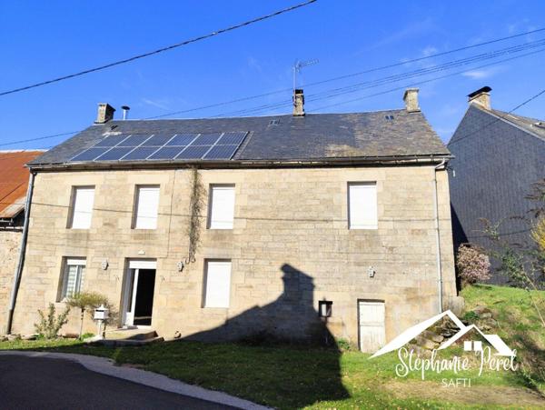 Maison avec grange et panneaux solaires à rénover - Fort potentiel !