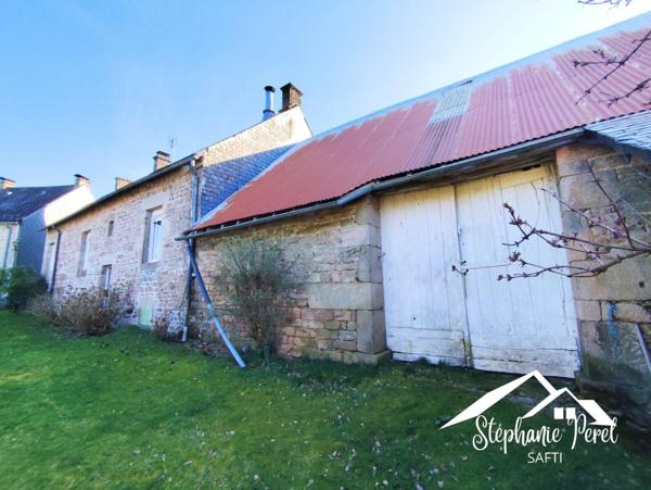 Maison avec grange et panneaux solaires à rénover - Fort potentiel !