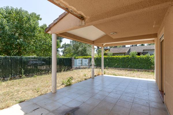 Villa T5 - 12Om2 - AUCAMVILLE