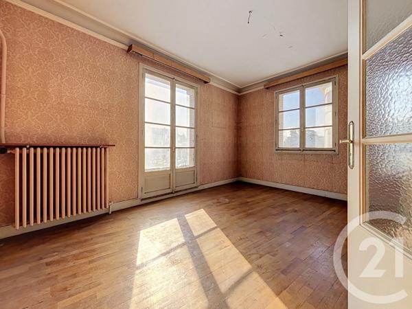 Appartement à vendre  8 pièces - 179,33 m 2   ARGENTAN  - 61