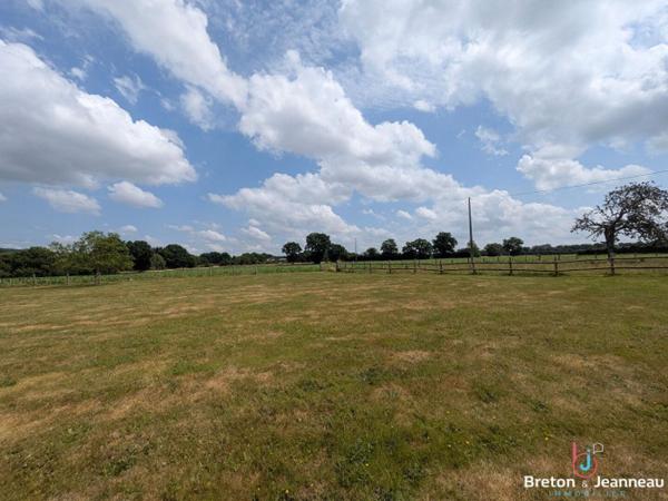 Propriété d'exception sur 1 ha 14 secteur Evron