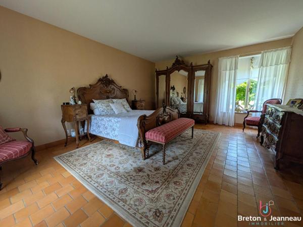 Propriété d'exception sur 1 ha 14 secteur Evron