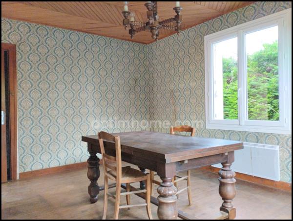 Votre futur cocon à Plestin-les-Grèves – Entre mer et centre-ville, une maison à fort potentiel vous attend !