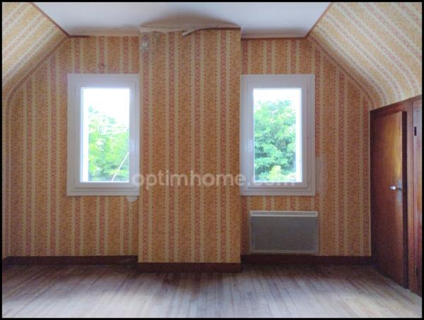 Votre futur cocon à Plestin-les-Grèves – Entre mer et centre-ville, une maison à fort potentiel vous attend !