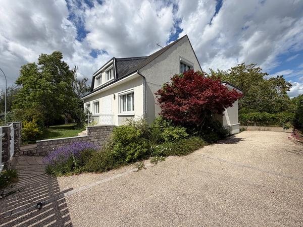Maison familiale Olivet Bourg