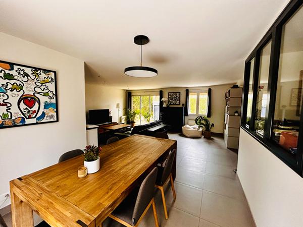 MAISON AU CALME ABSOLU 160 m2 €549 000 ** - Référence 1093