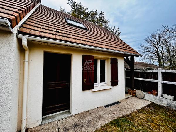 MAISON AU CALME ABSOLU 160 m2 €549 000 ** - Référence 1093