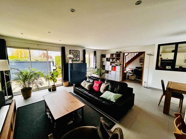 MAISON AU CALME ABSOLU 160 m2 €549 000 ** - Référence 1093