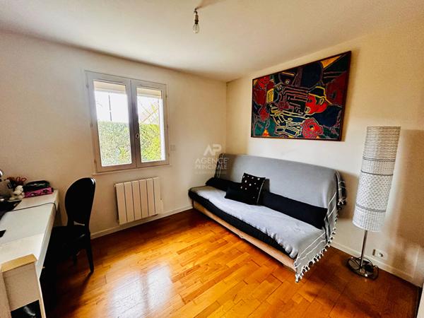 MAISON AU CALME ABSOLU 160 m2 €549 000 ** - Référence 1093